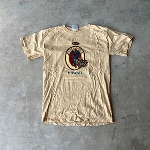 1997 Maui Hawaii vintage cream cotton t-shirt hawaii Senior Skins Game Golf Mens